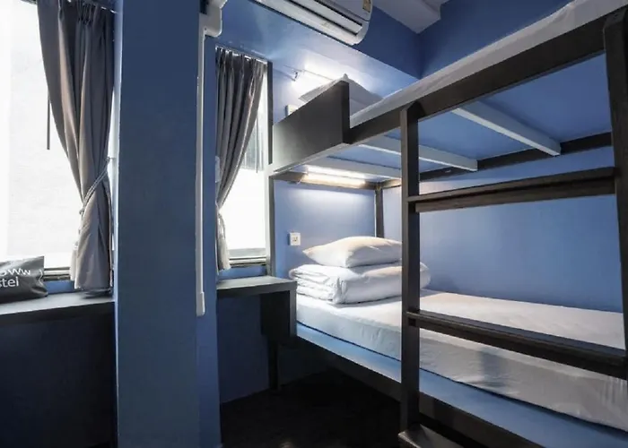 Hostal 3howw @ Sukhumvit 21 Bangkok