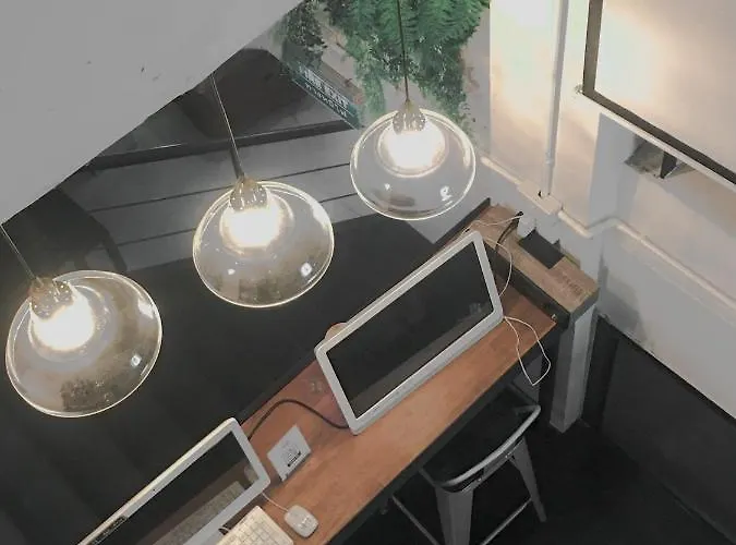 Hostal 3howw @ Sukhumvit 21