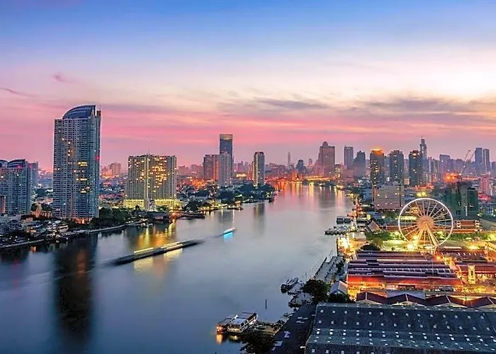 3howw @ Sukhumvit 21 Bangkok