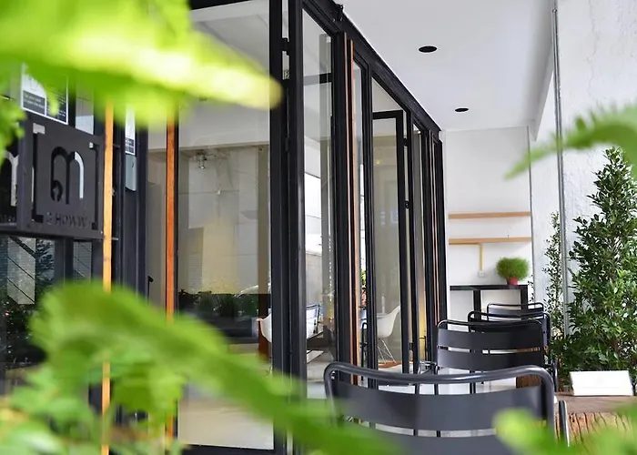 3howw @ Sukhumvit 21 Hostal Bangkok
